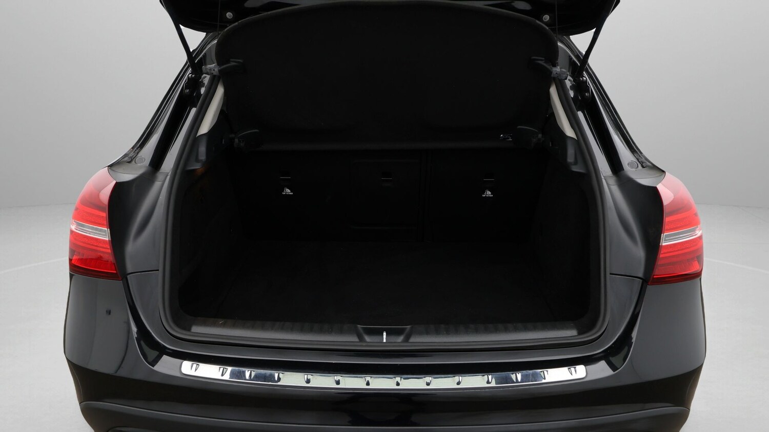 Used Mercedes-Benz GLA 2019 for sale - 77931477: Photo 17