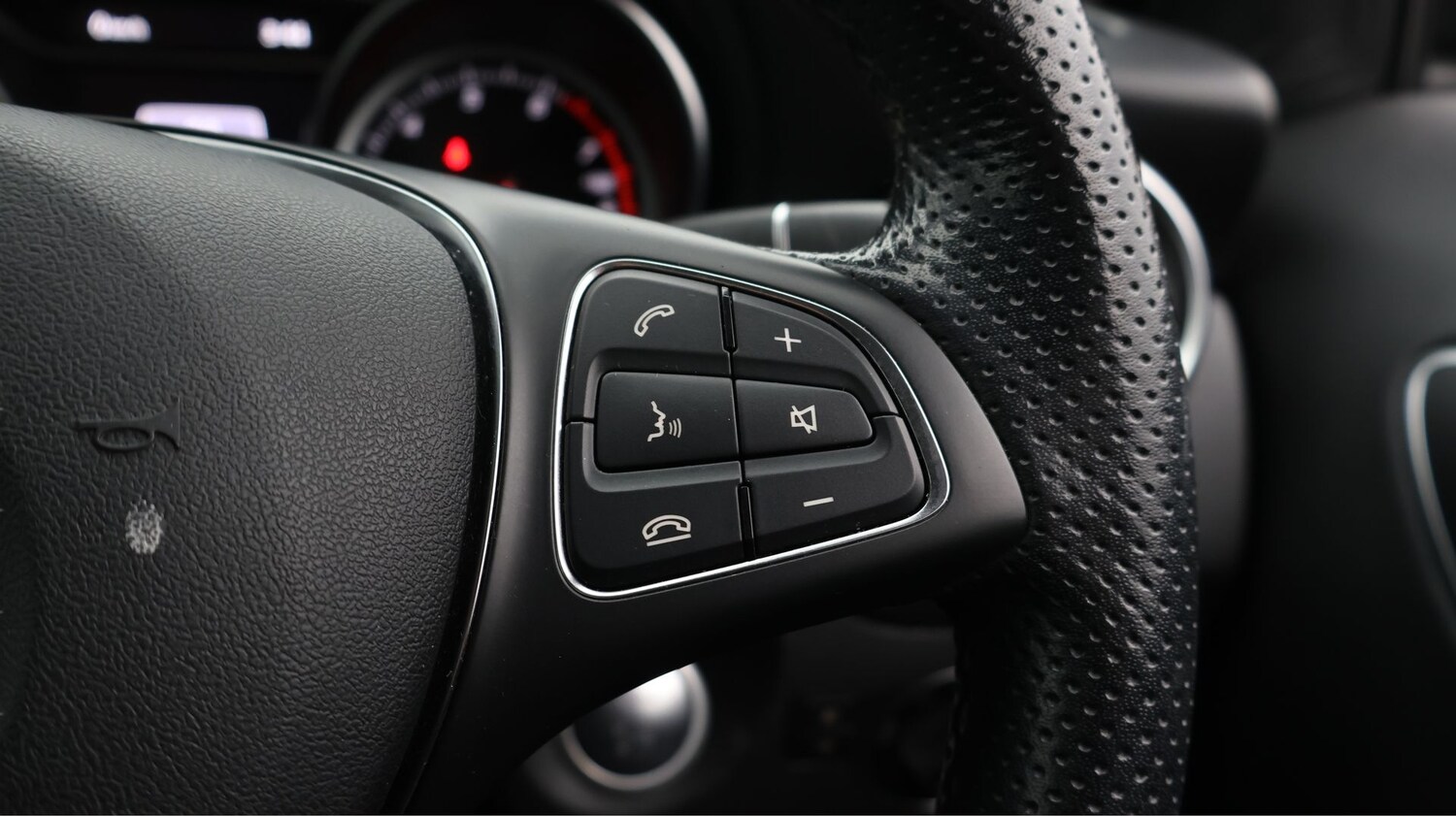 Used Mercedes-Benz GLA 2019 for sale - 77931477: Photo 24