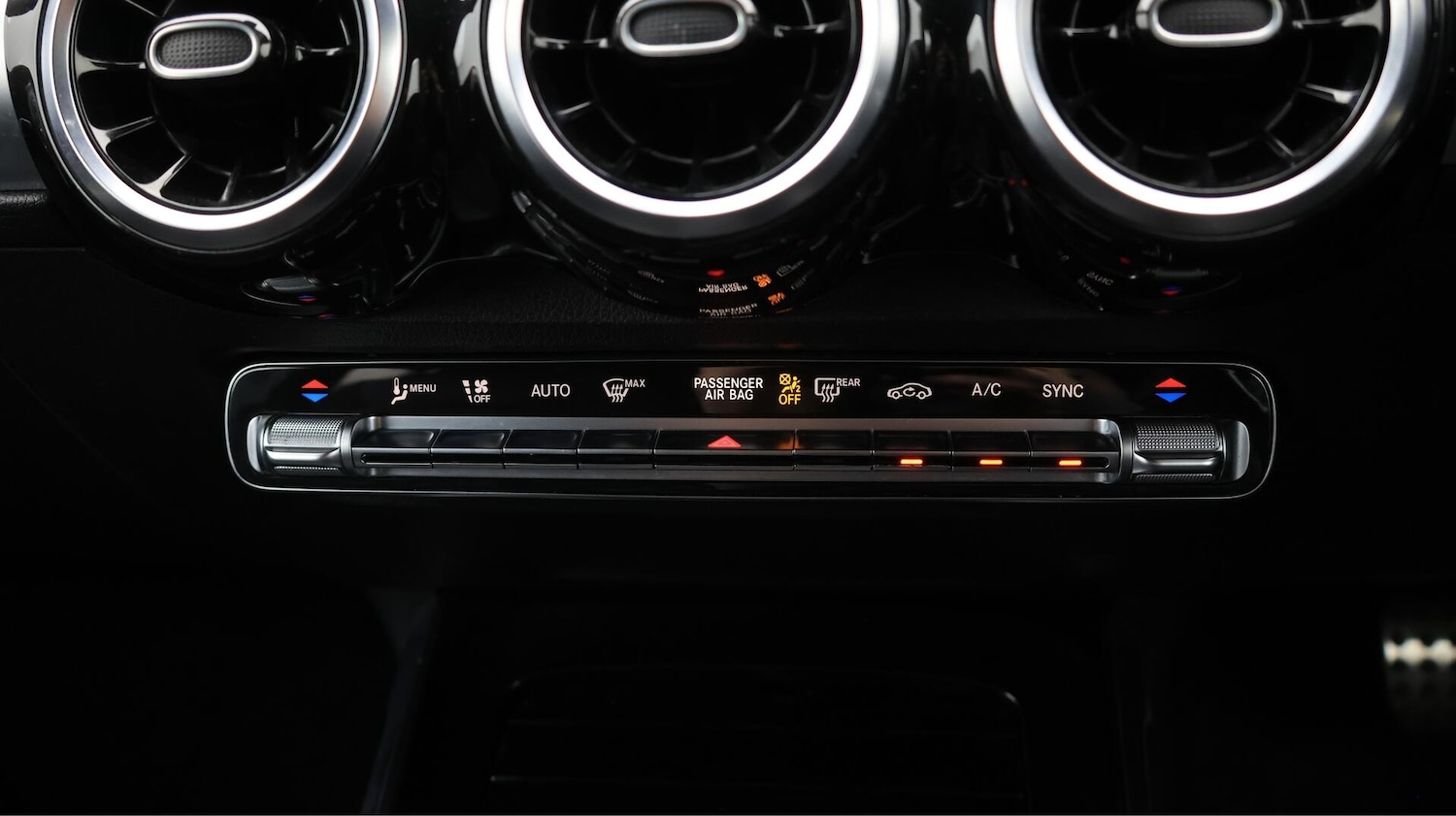 Used Mercedes-Benz GLB 2022 for sale - 76424538: Photo 13