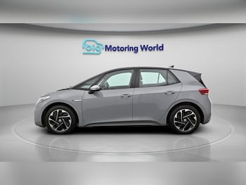 Used Volkswagen ID.3 2023 for sale - 78701472: Photo