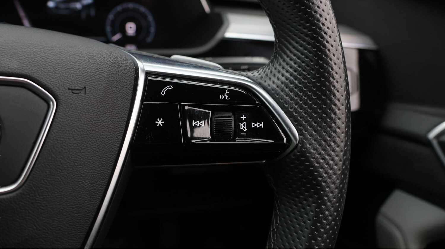 Used Audi e-tron for sale - 77675860: Photo 24