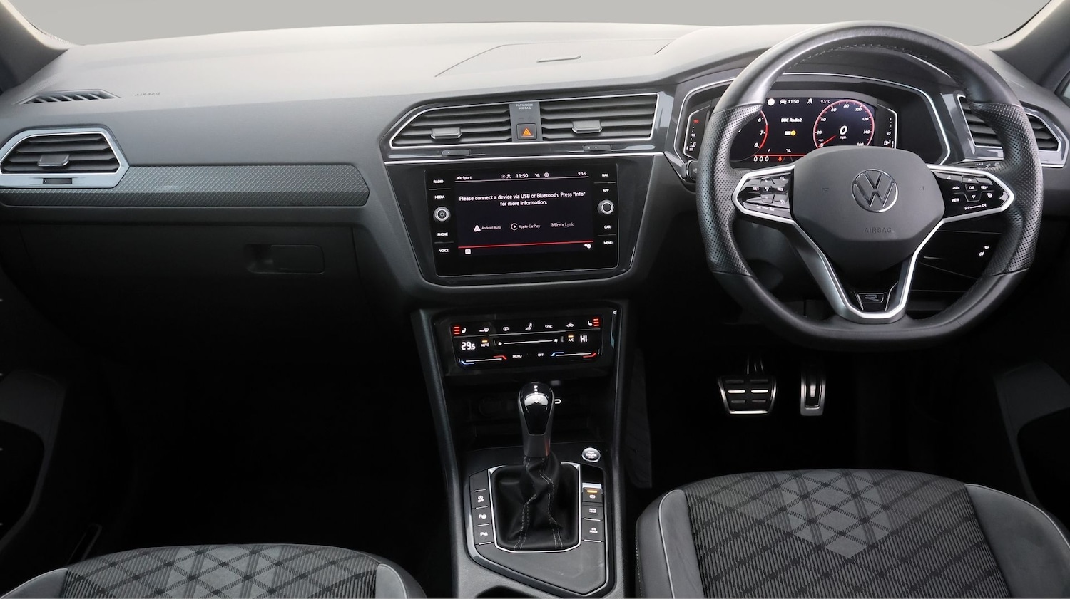 Used Volkswagen Tiguan 2023 for sale - 77934884: Photo 12