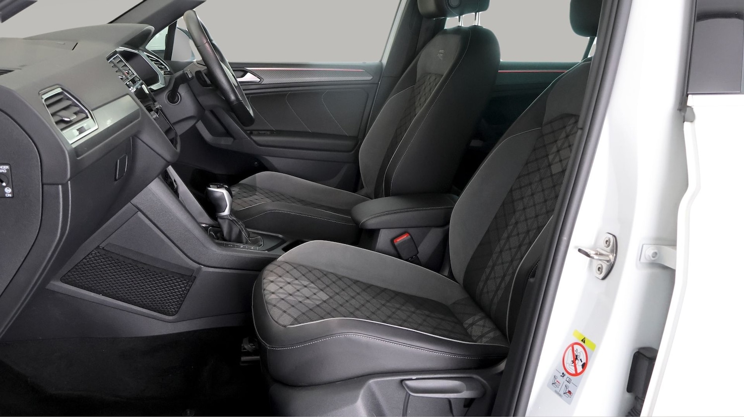 Used Volkswagen Tiguan 2023 for sale - 77934884: Photo 13