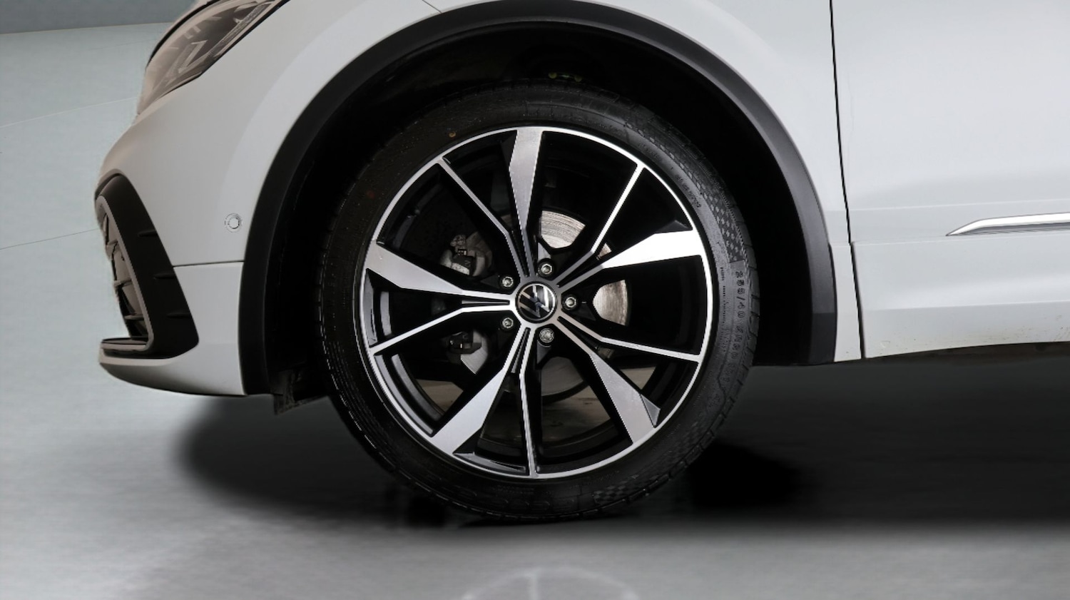 Used Volkswagen Tiguan 2023 for sale - 77934884: Photo 17