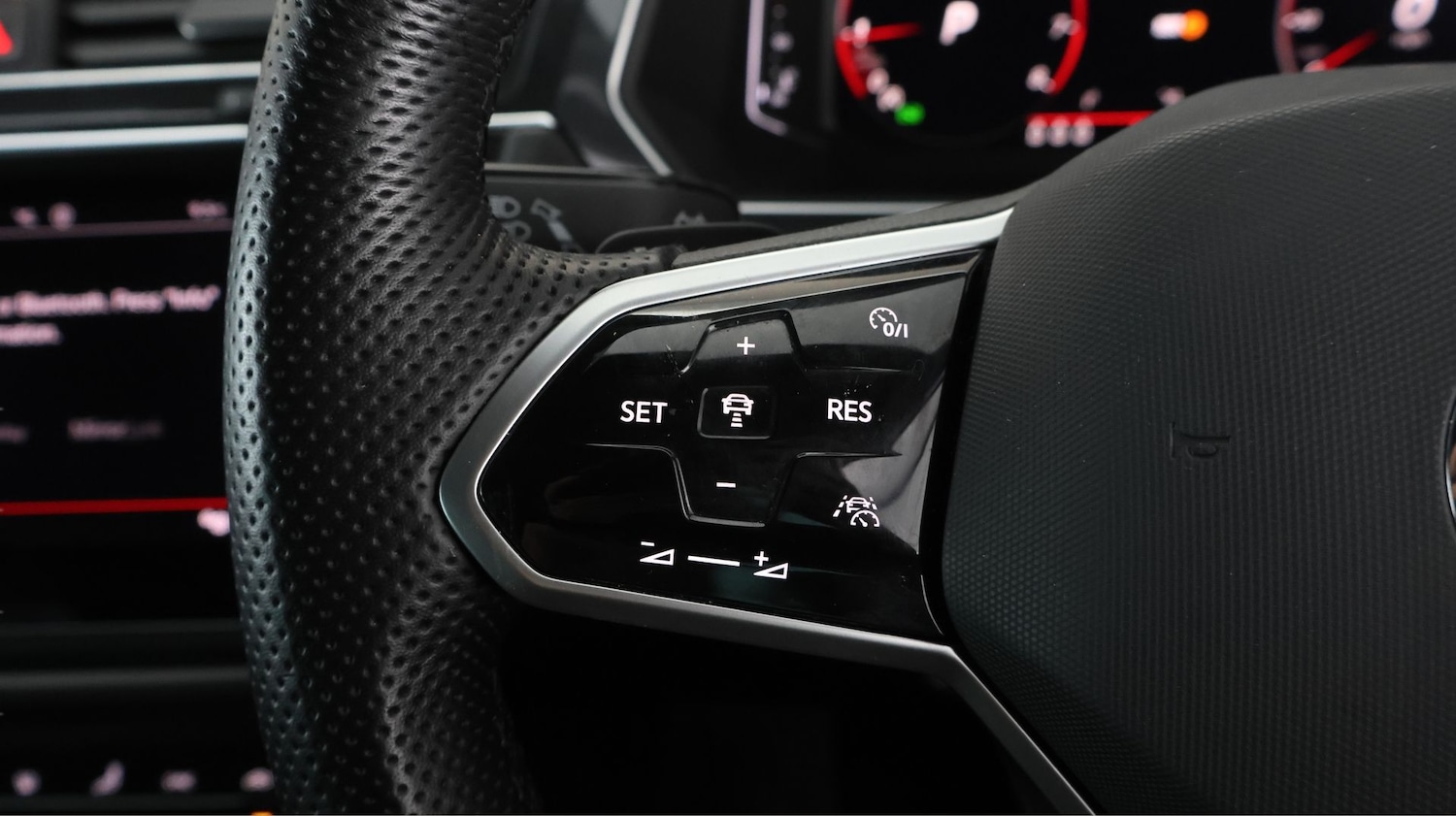 Used Volkswagen Tiguan 2023 for sale - 77934884: Photo 22