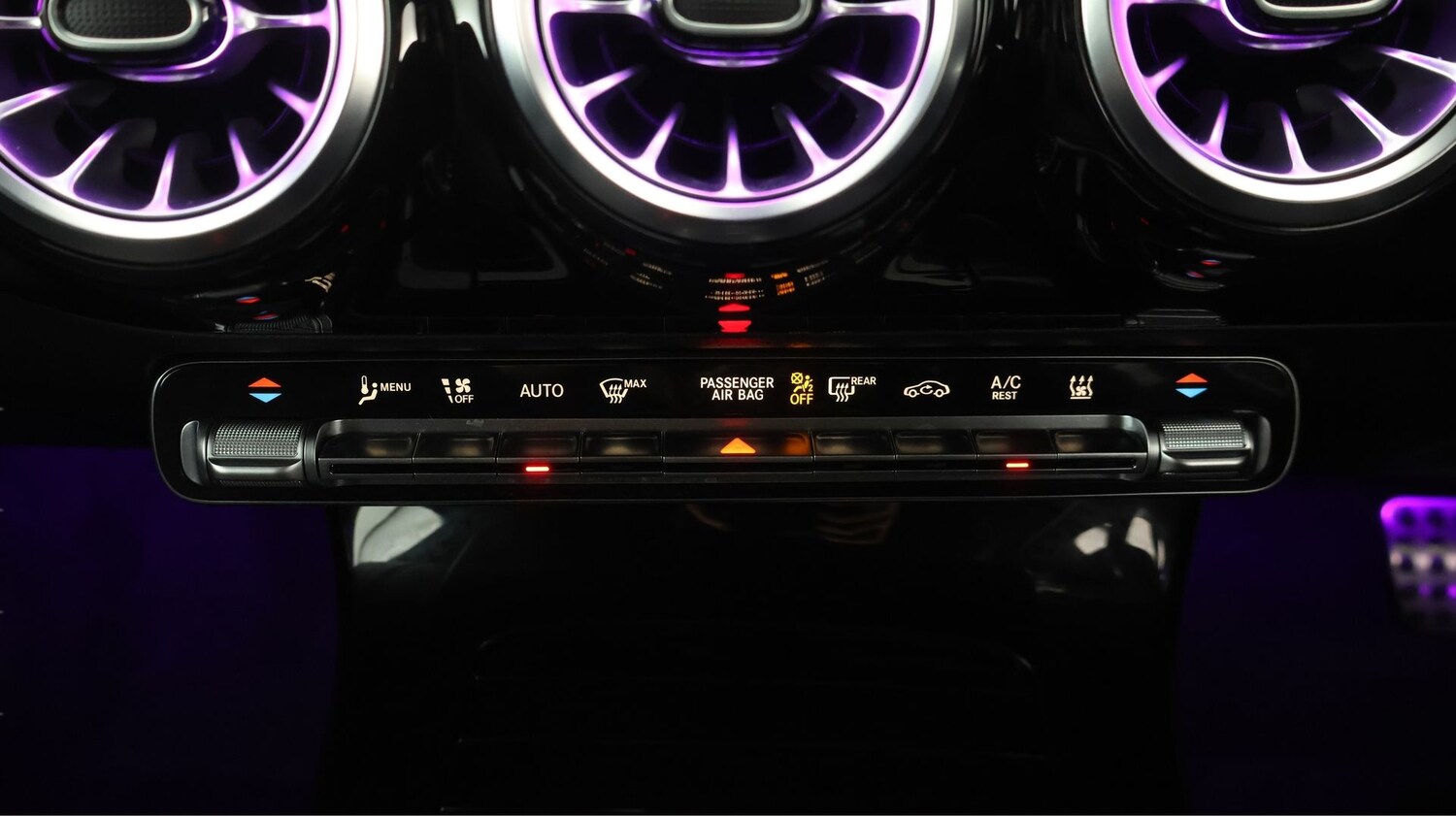 Used Mercedes-Benz CLA 2022 for sale - 77836283: Photo 11