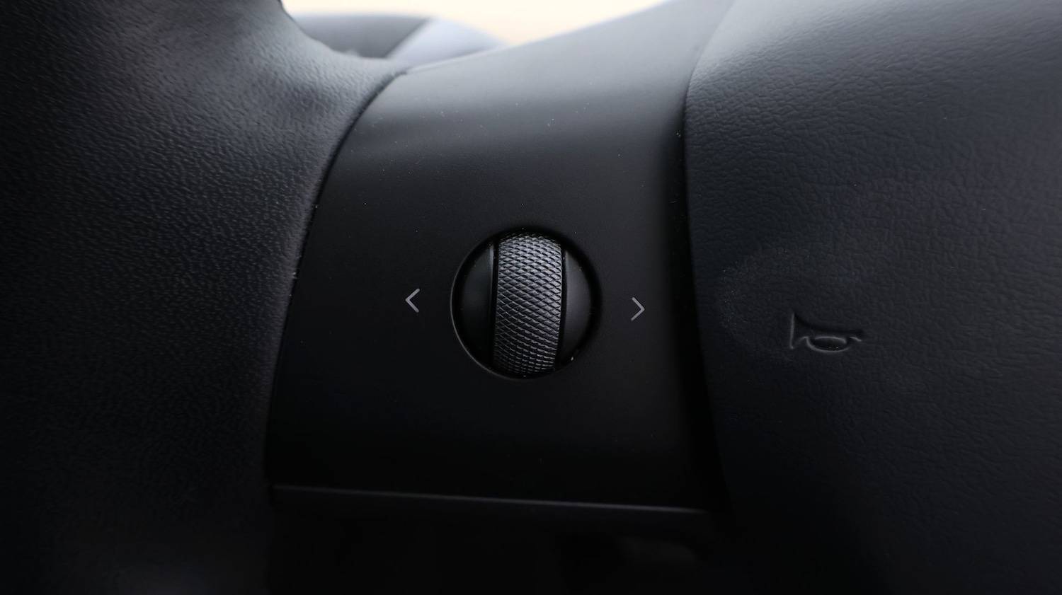 Used Tesla Model Y 2022 for sale - 77453496: Photo 25