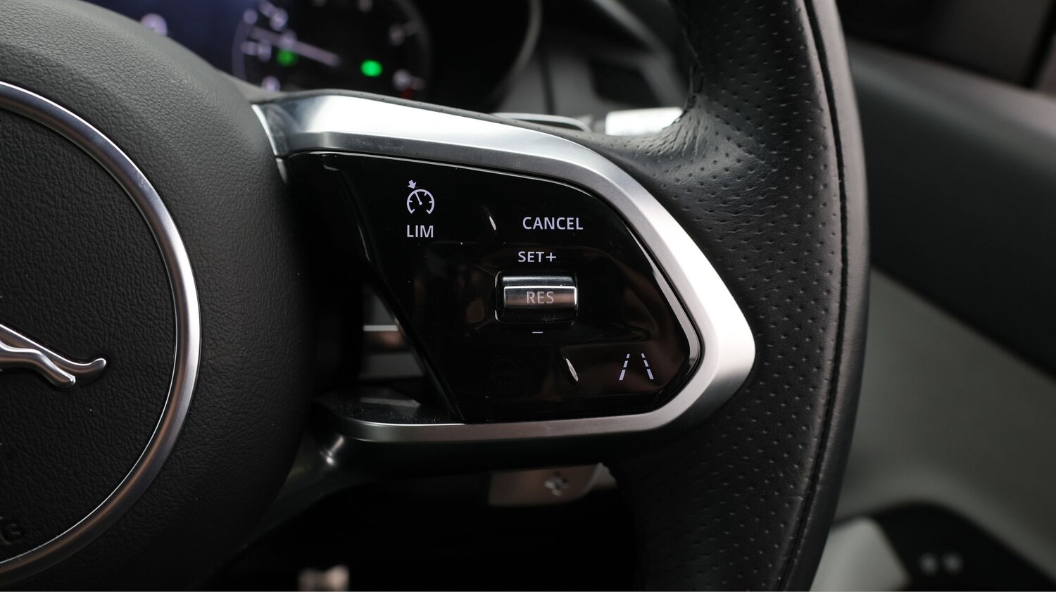 Used Jaguar E-Pace 2021 for sale - 77247747: Photo 25