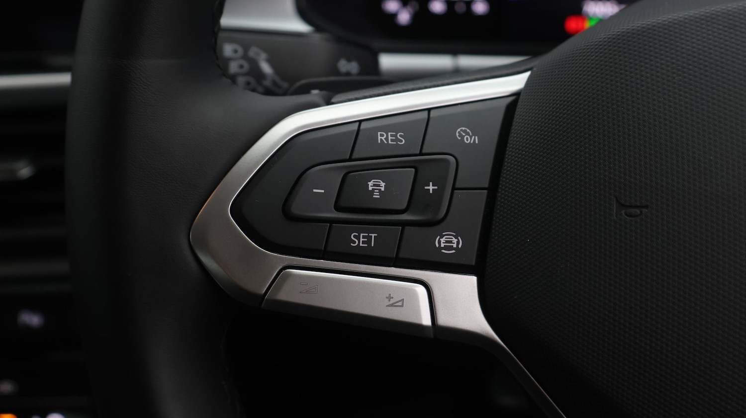 Used Volkswagen T-Roc 2022 for sale - 77404386: Photo 22