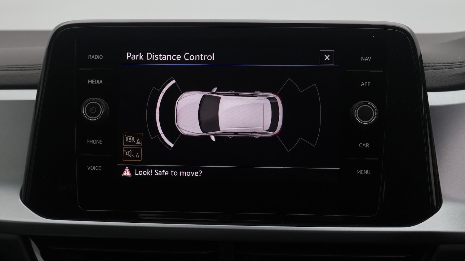 Used Volkswagen T-Roc 2022 for sale - 77404386: Photo 24