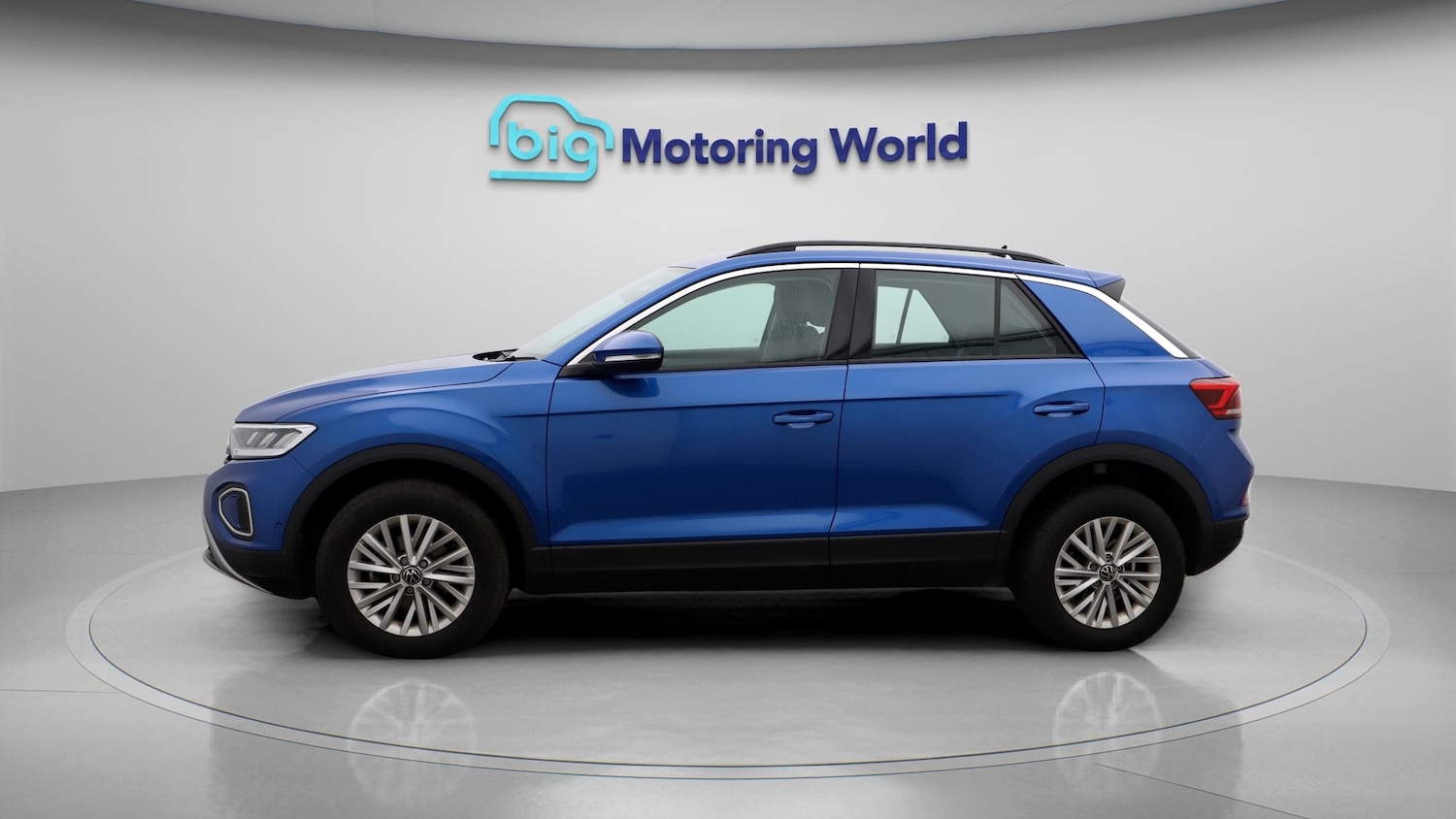 Used Volkswagen T-Roc 2022 for sale - 77404386: Photo 4