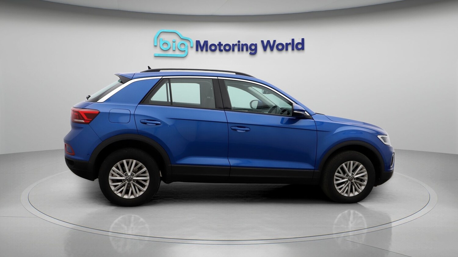 Used Volkswagen T-Roc 2022 for sale - 77404386: Photo 8