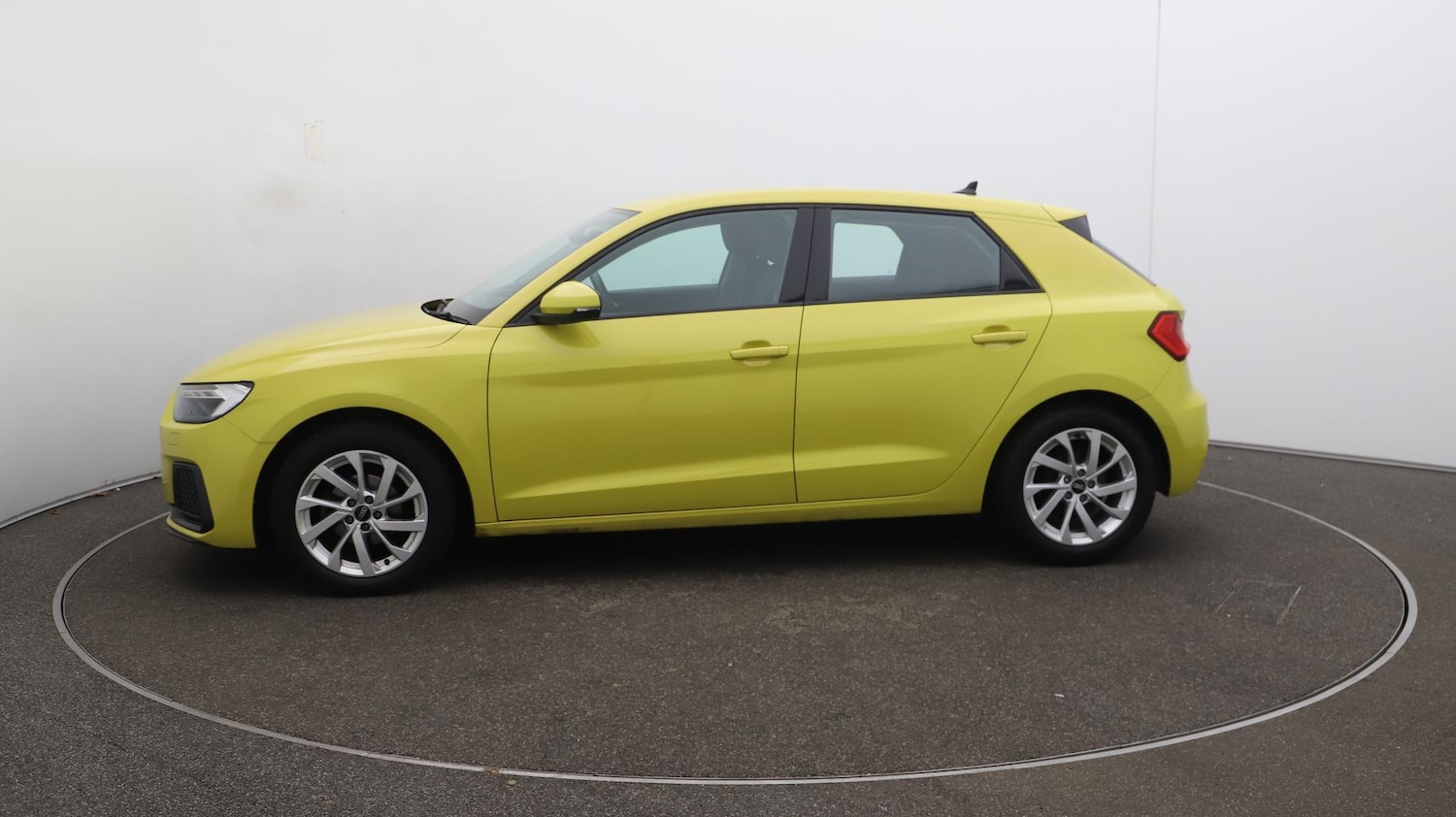 Used Audi A1 2020 for sale - 76742587: Photo 65
