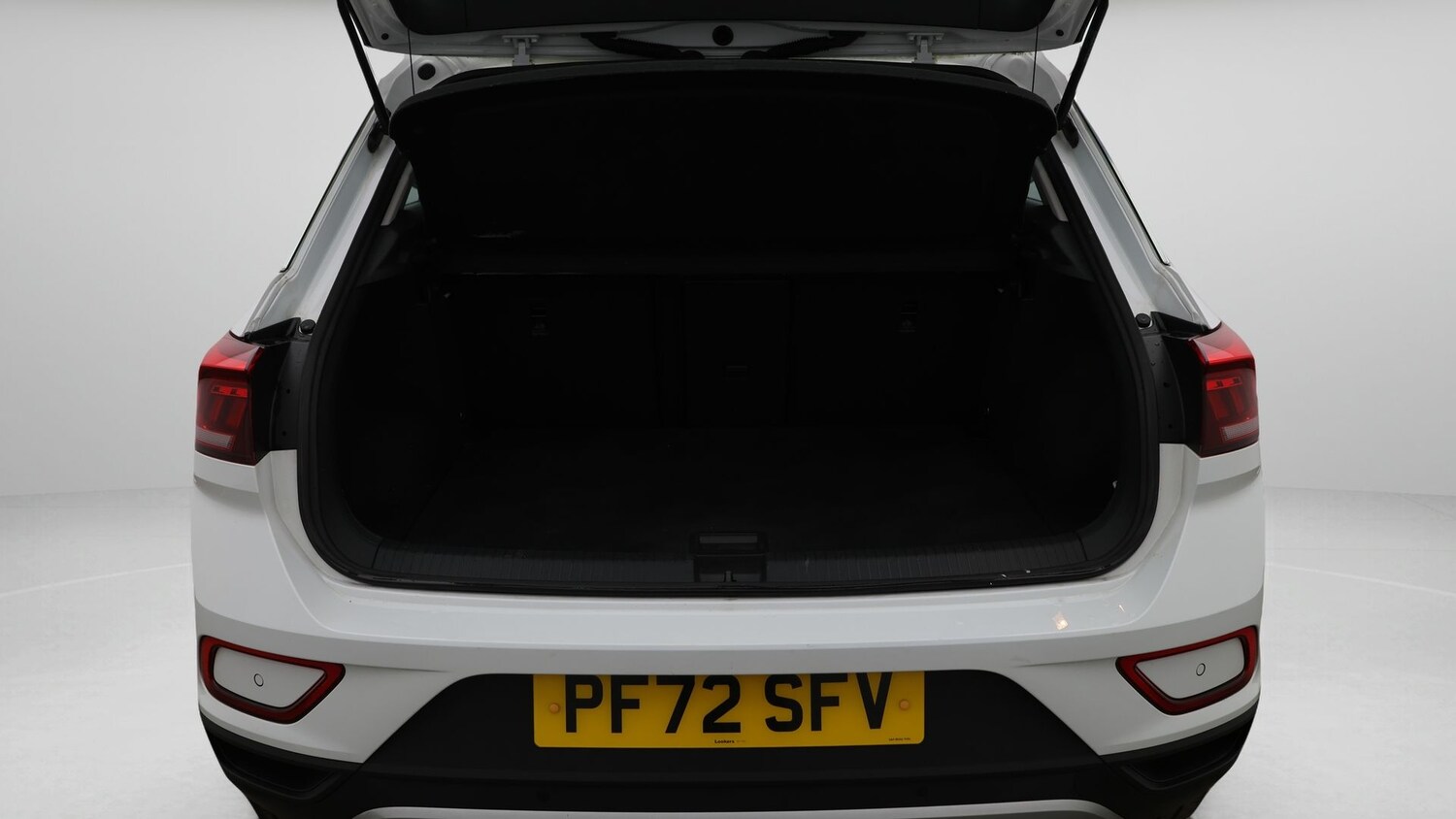 Used Volkswagen T-Roc for sale - 77337449: Photo 17