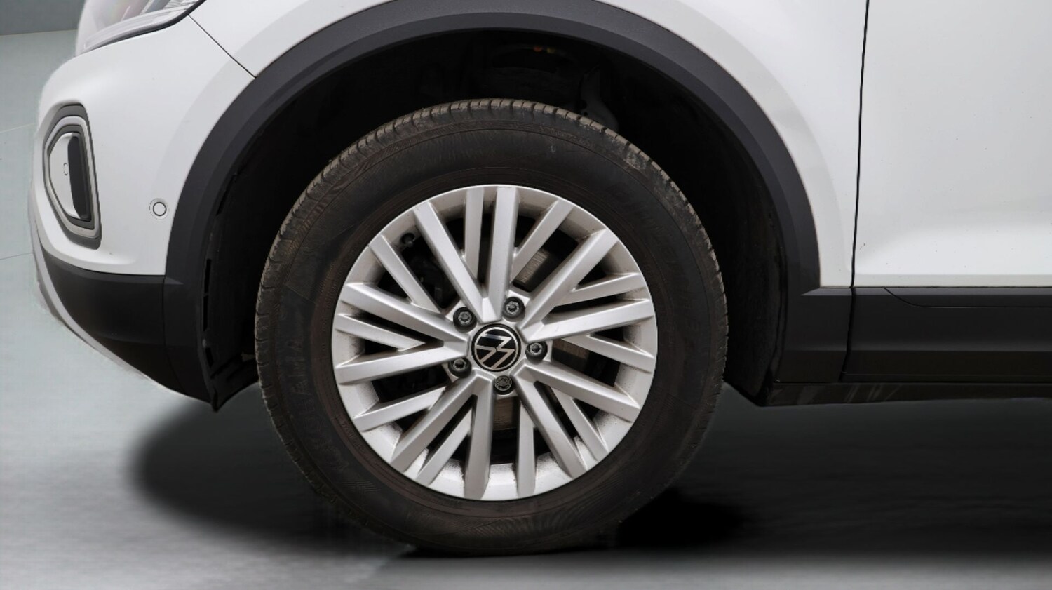 Used Volkswagen T-Roc for sale - 77337449: Photo 18