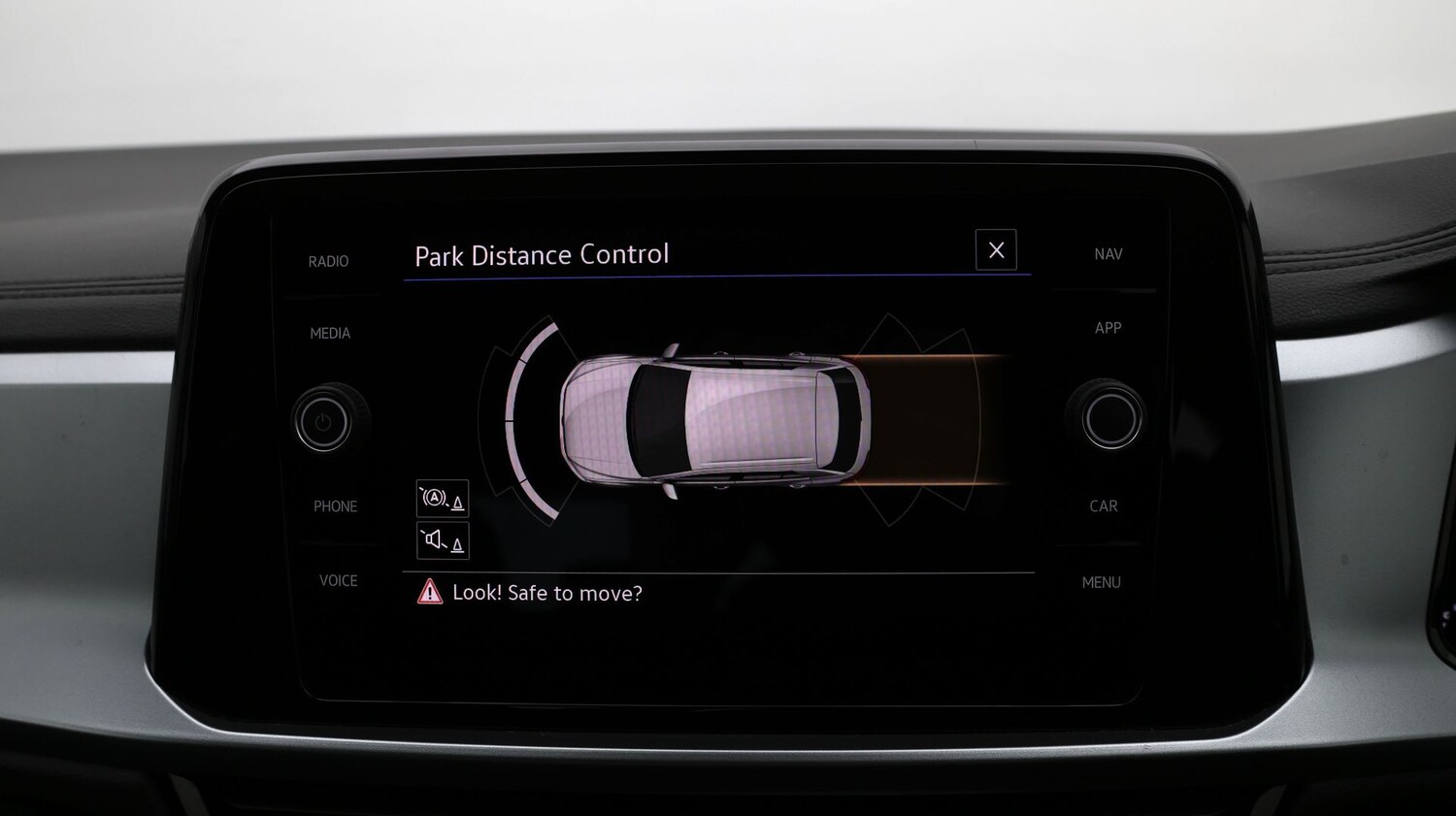 Used Volkswagen T-Roc for sale - 77337449: Photo 26