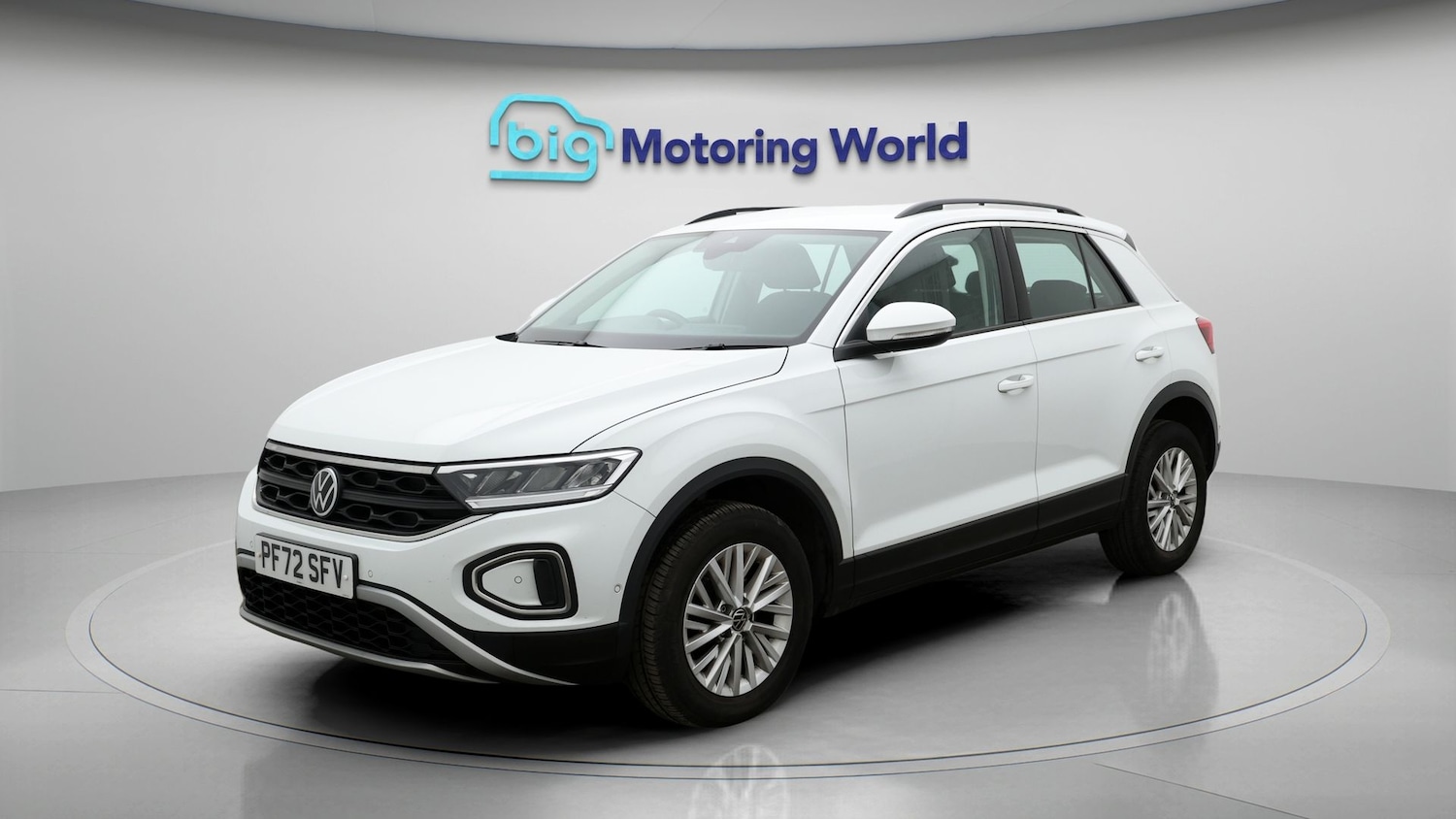 Used Volkswagen T-Roc for sale - 77337449: Photo 3