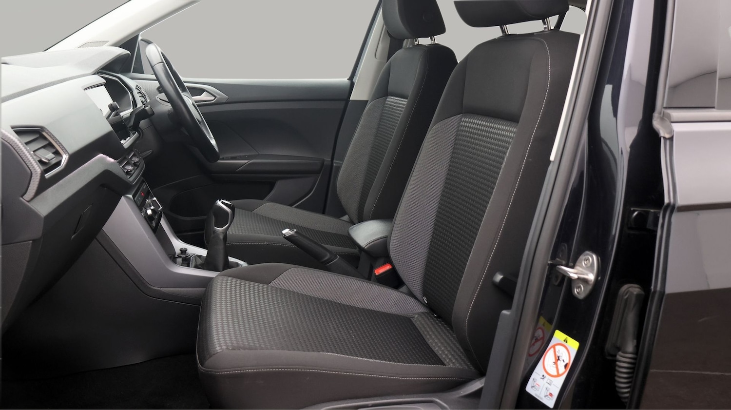 Used Volkswagen T-Cross 2022 for sale - 77619693: Photo 14