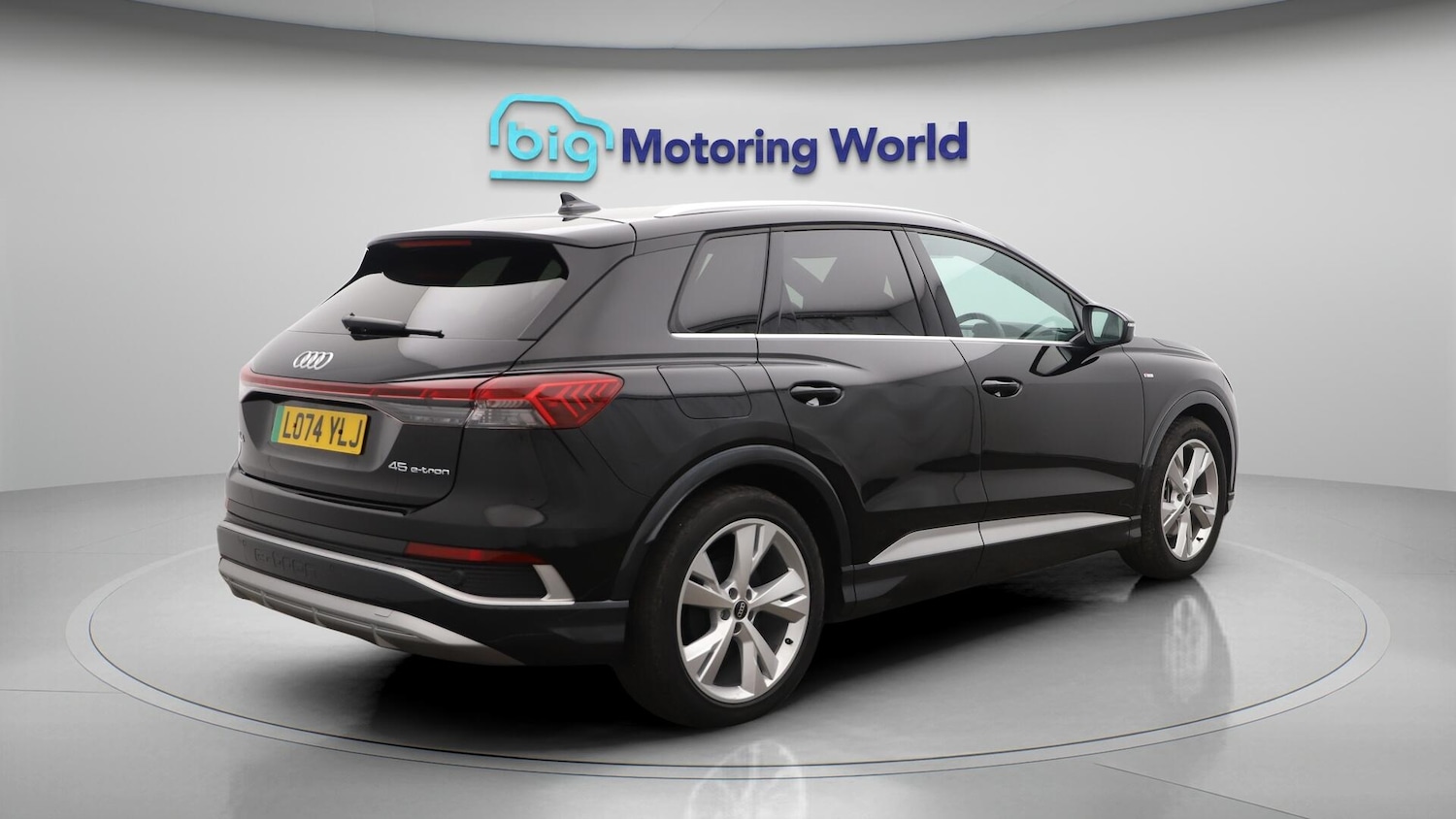 Used Audi Q4 e-tron for sale - 76742665: Photo 8