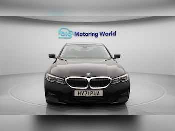 Used BMW 3 Series 2021 for sale - 76584102: Photo