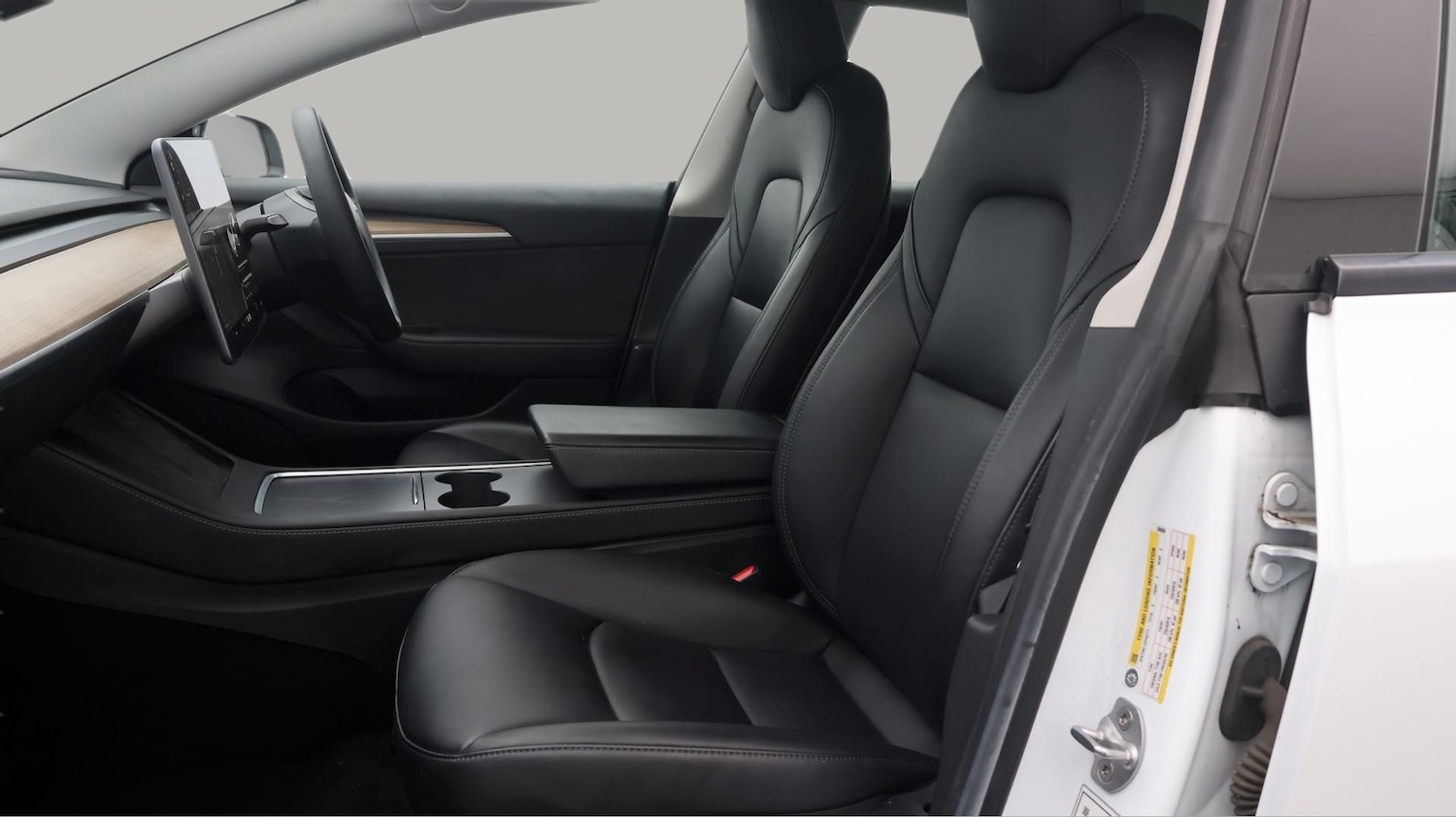 Used Tesla Model 3 2021 for sale - 77379394: Photo 14