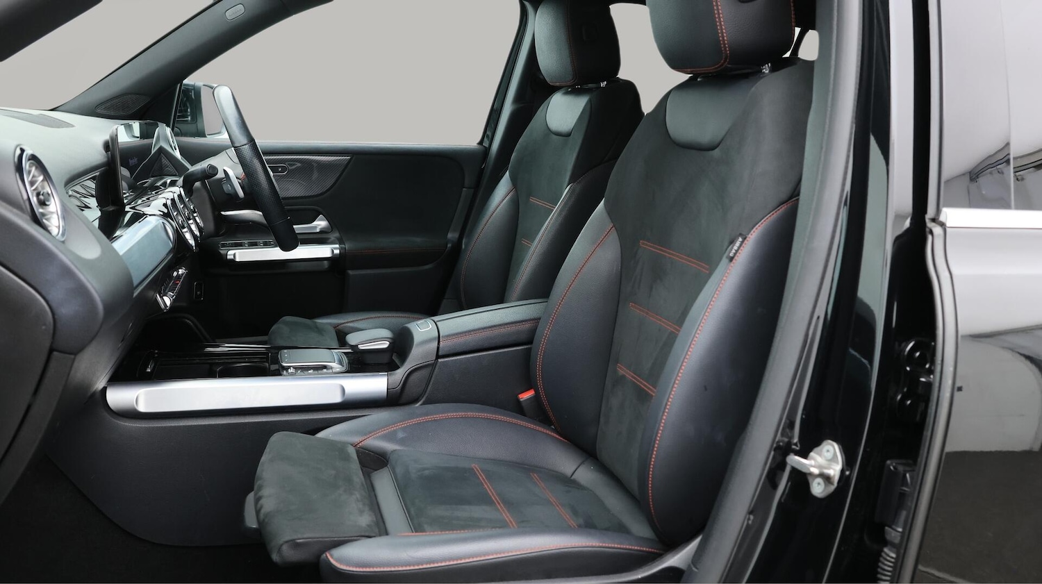 Used Mercedes-Benz GLB 2022 for sale - 76314583: Photo 15