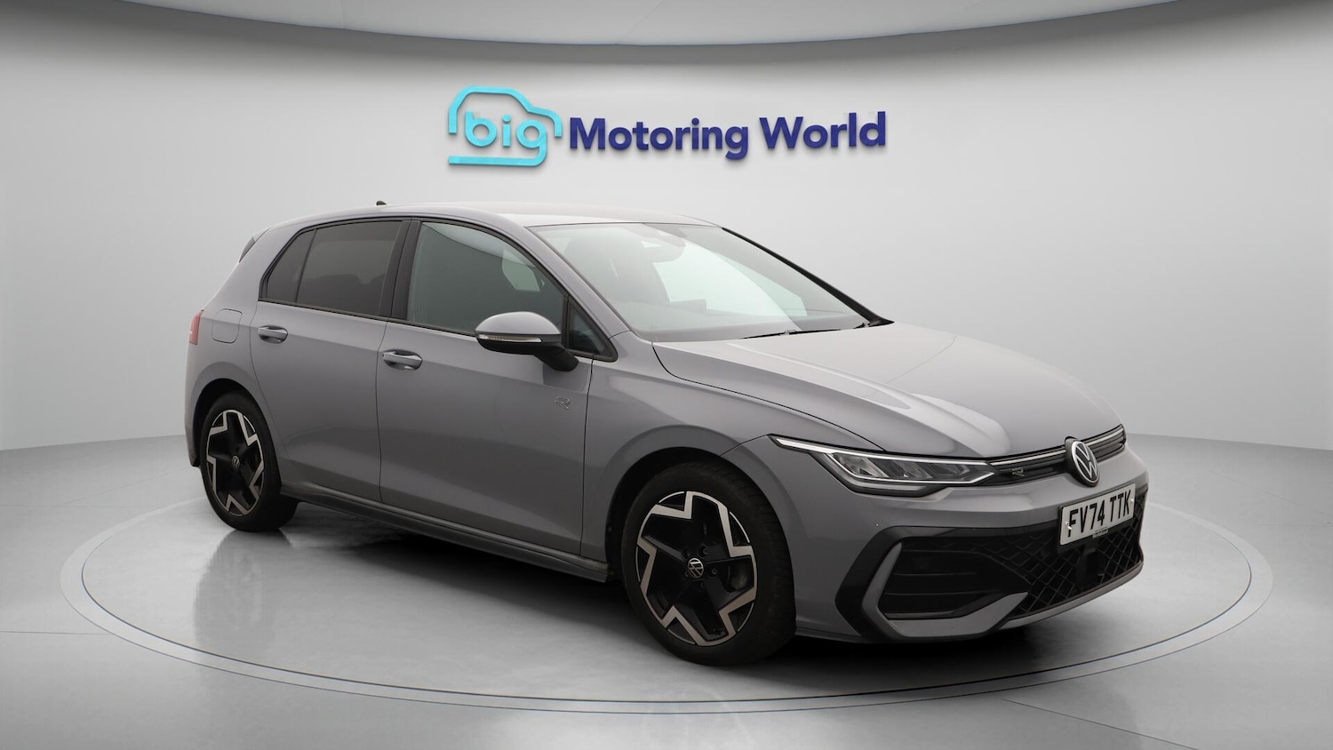 Used Volkswagen Golf 2024 for sale - 76408899: Photo 2