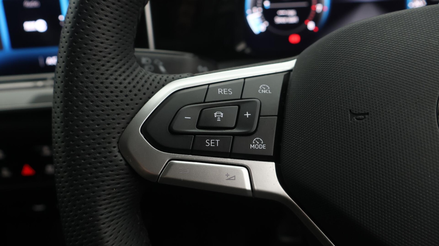 Used Volkswagen Golf 2024 for sale - 76408899: Photo 25