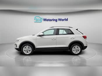 Used Volkswagen T-Roc 2023 for sale - 79548027: Photo