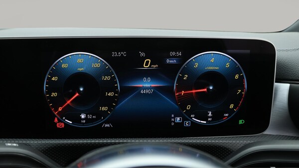 Used Mercedes-Benz CLA 2020 for sale - 75670460: Photo 11