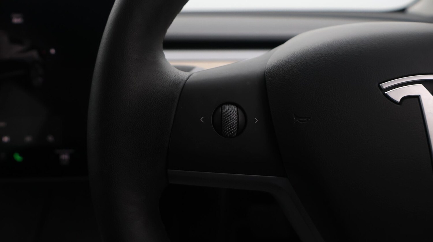 Used Tesla Model 3 for sale - 77194946: Photo 26