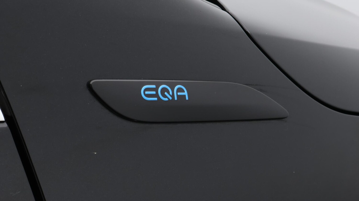 Used Mercedes-Benz EQA 2021 for sale - 76001125: Photo 35