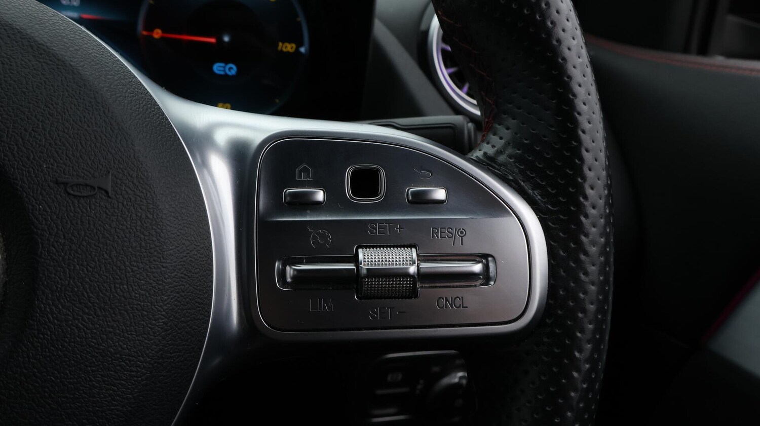 Used Mercedes-Benz EQA 2021 for sale - 76001125: Photo 45