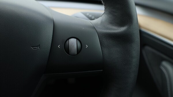 Used Tesla Model 3 2021 for sale - 76283806: Photo 26