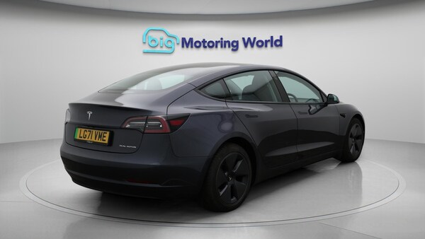 Used Tesla Model 3 2021 for sale - 76283806: Photo 8