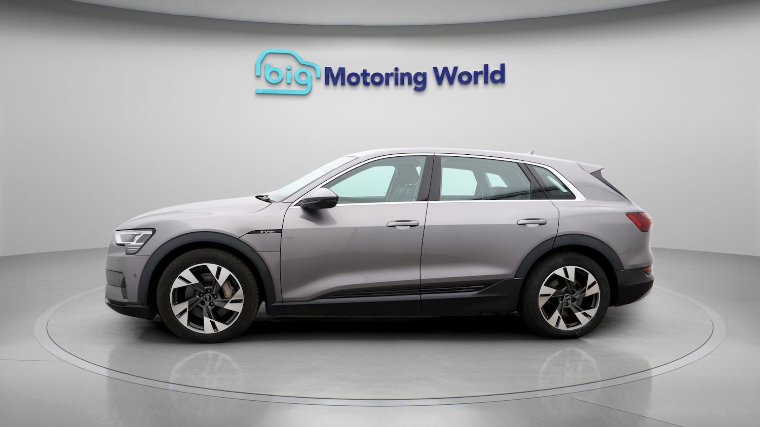 Used Audi e-tron 2021 for sale - 77308608: Photo 4