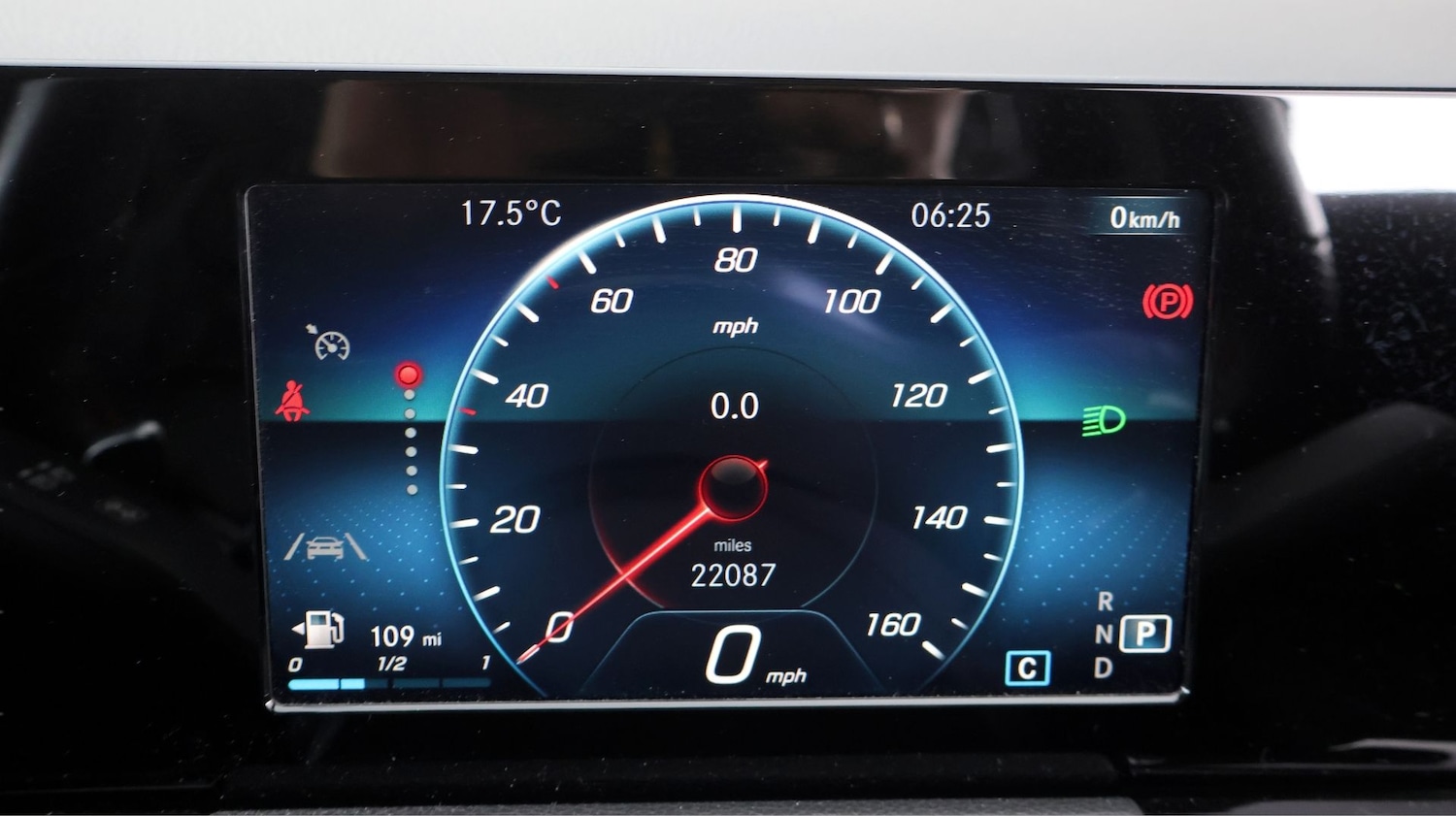 Used Mercedes-Benz GLA 2022 for sale - 77777501: Photo 10