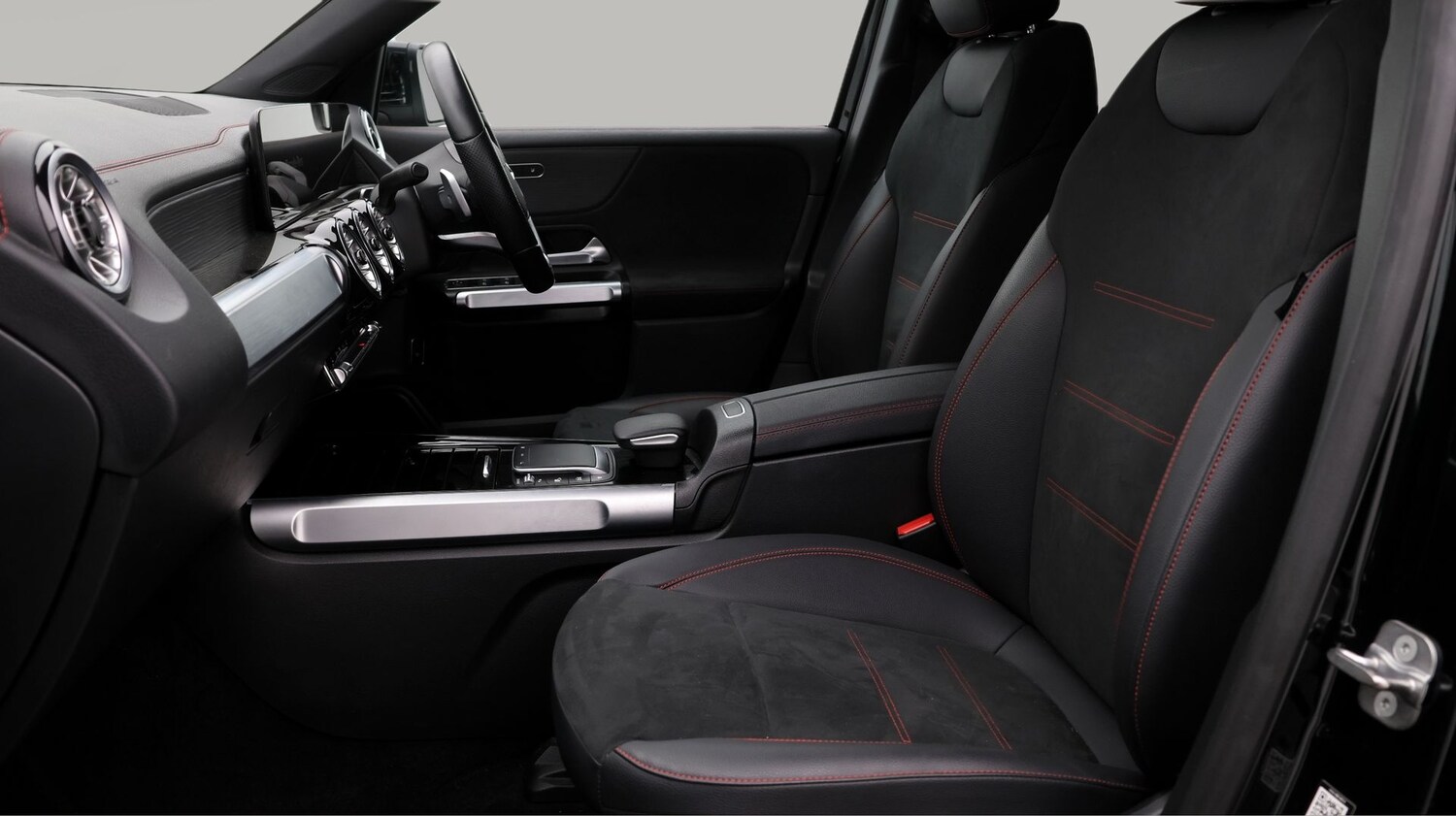 Used Mercedes-Benz EQB 2023 for sale - 77650381: Photo 14