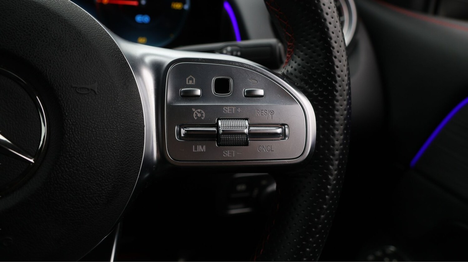 Used Mercedes-Benz EQB 2023 for sale - 77650381: Photo 28