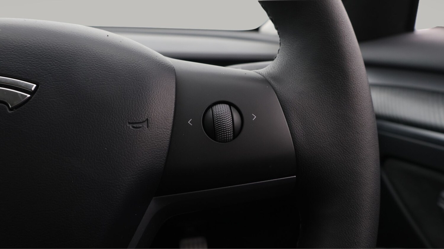 Used Tesla Model 3 2021 for sale - 77715199: Photo 24