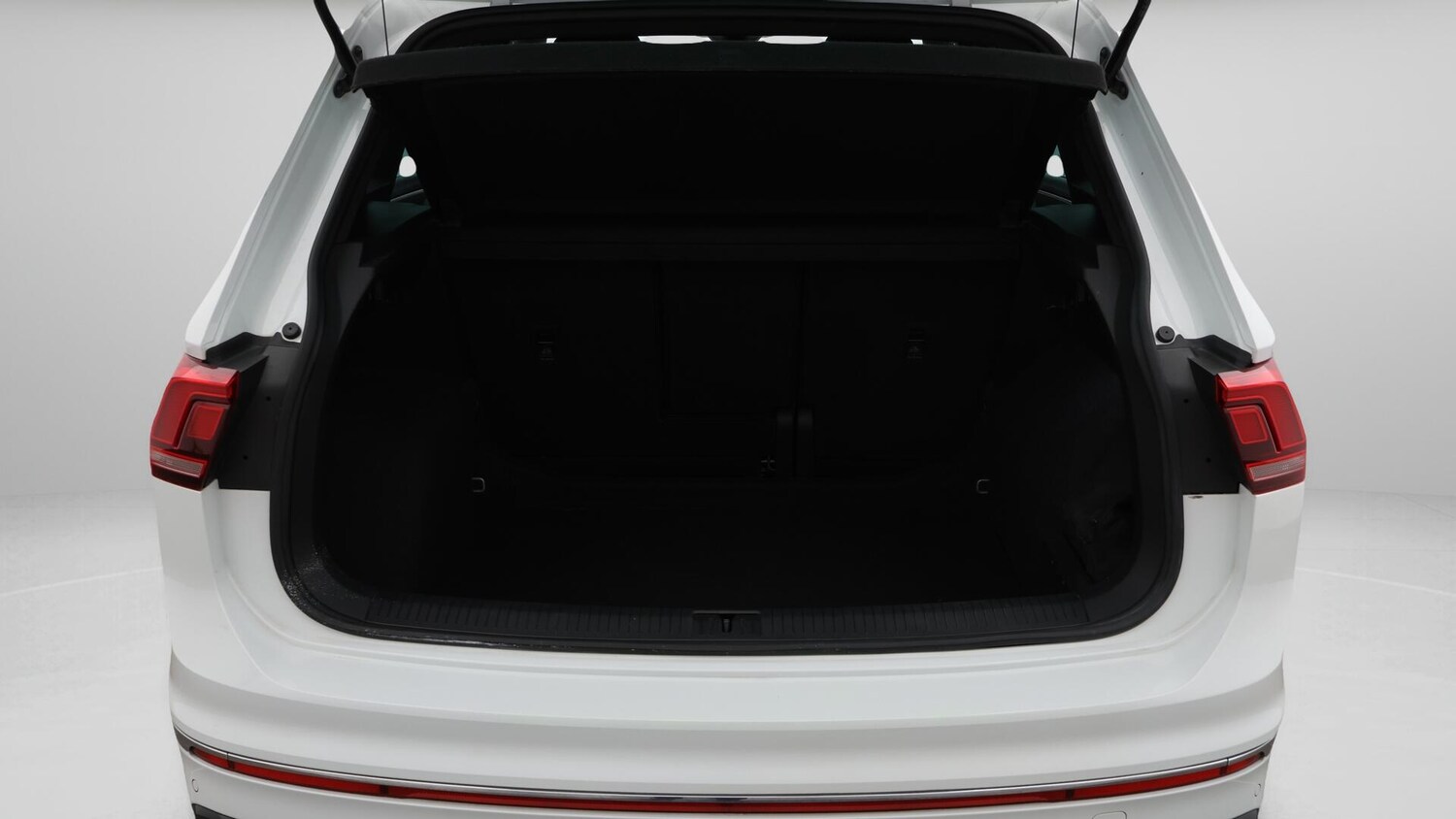 Used Volkswagen Tiguan 2023 for sale - 76645330: Photo 18