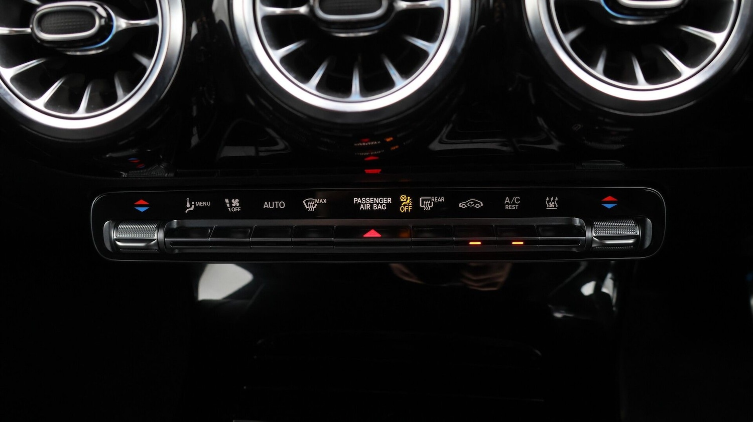 Used Mercedes-Benz CLA 2023 for sale - 77774958: Photo 12