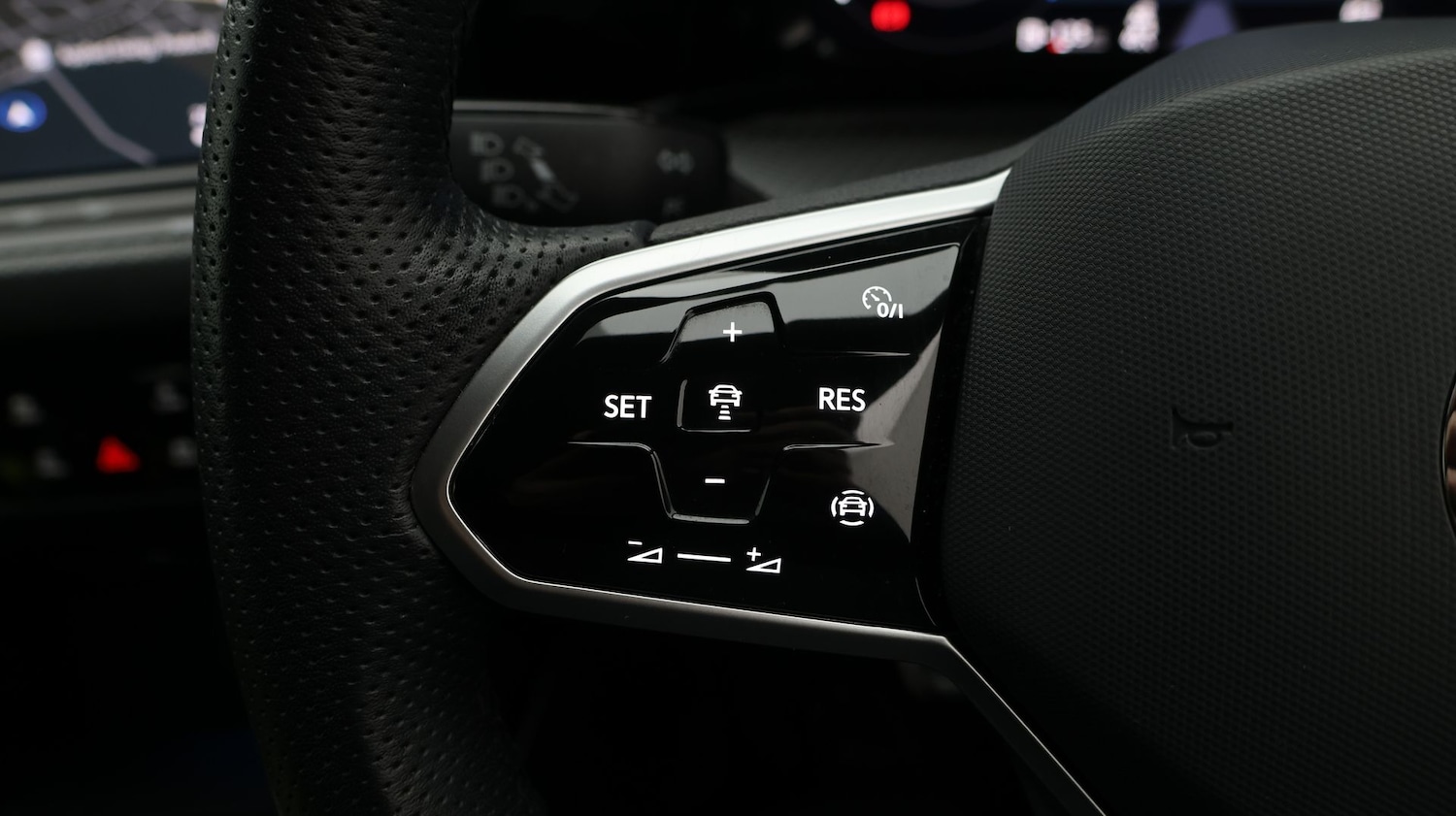 Used Volkswagen Golf 2023 for sale - 77618642: Photo 25