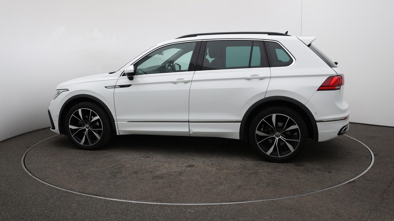 Used Volkswagen Tiguan 2022 for sale - 76136990: Photo 59