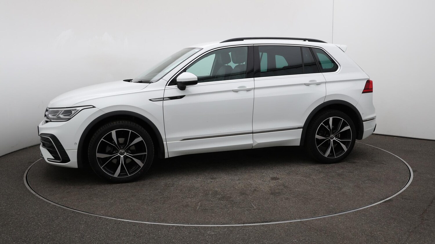 Used Volkswagen Tiguan 2022 for sale - 76136990: Photo 67