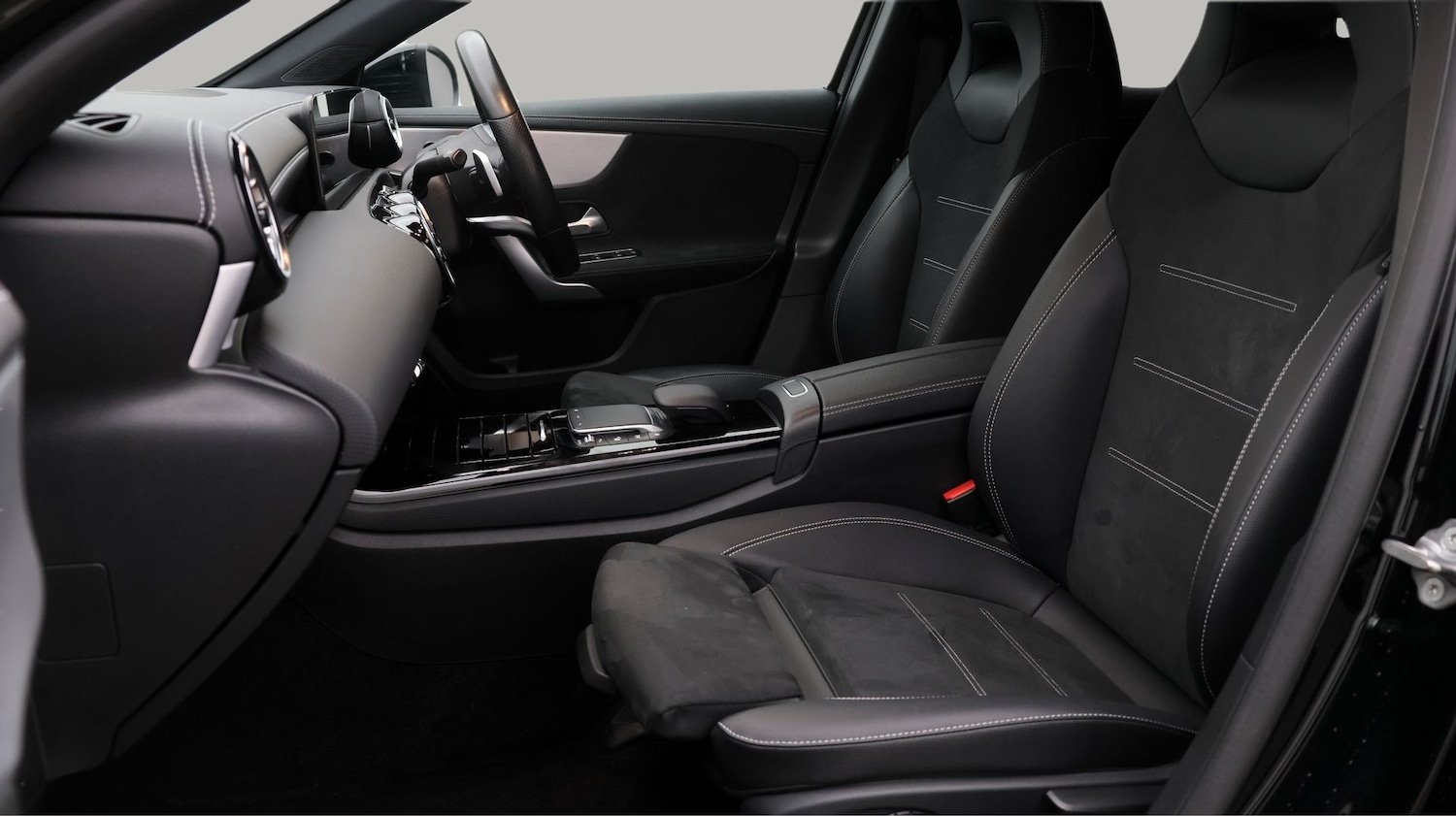 Used Mercedes-Benz A-Class 2021 for sale - 77686792: Photo 14