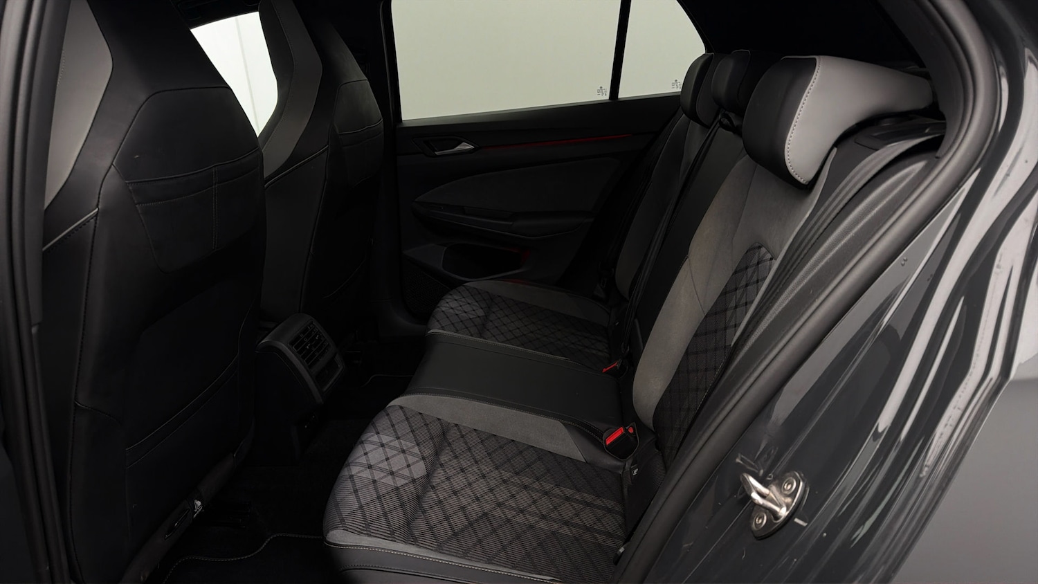 Used Volkswagen Golf 2024 for sale - 77997756: Photo 7