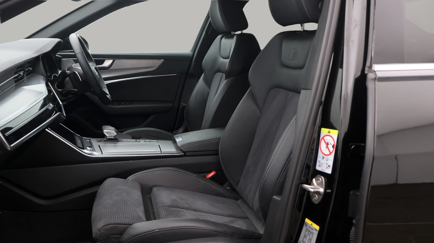 Used Audi A6 Saloon 2023 for sale - 77663249: Photo 14