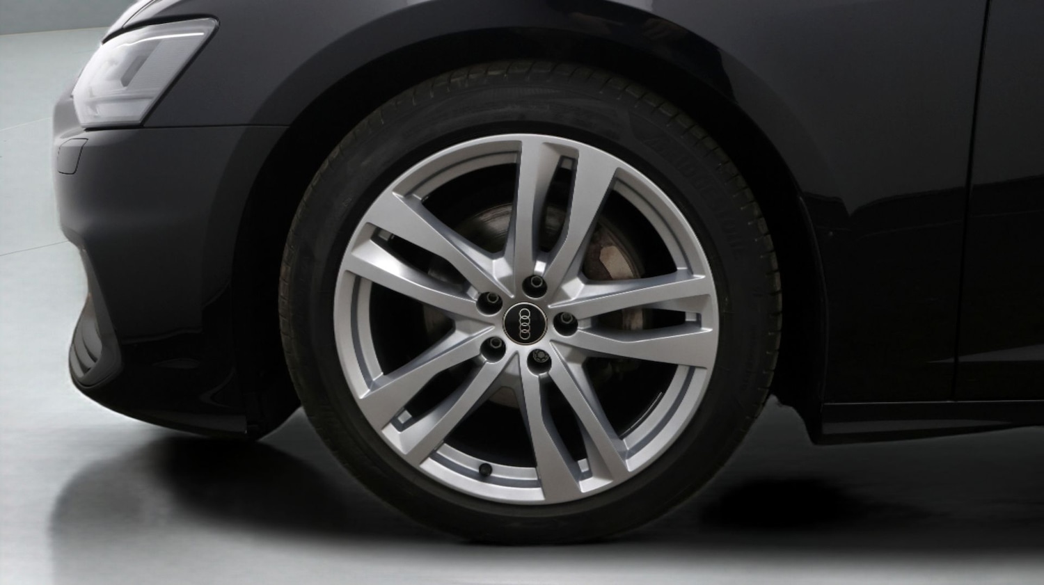 Used Audi A6 Saloon 2023 for sale - 77663249: Photo 18