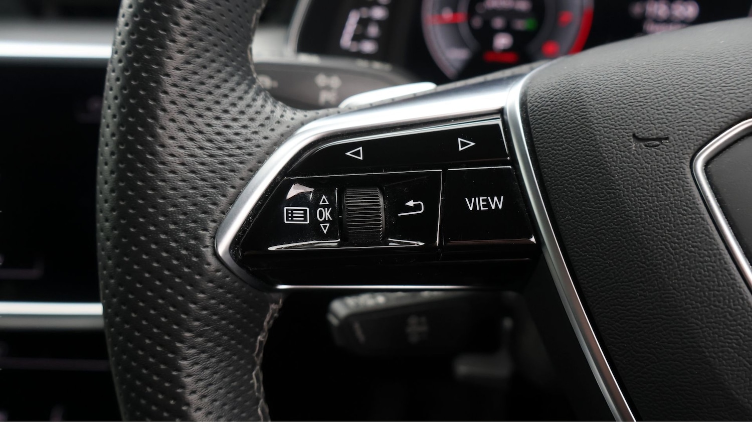 Used Audi A6 Saloon 2023 for sale - 77663249: Photo 24